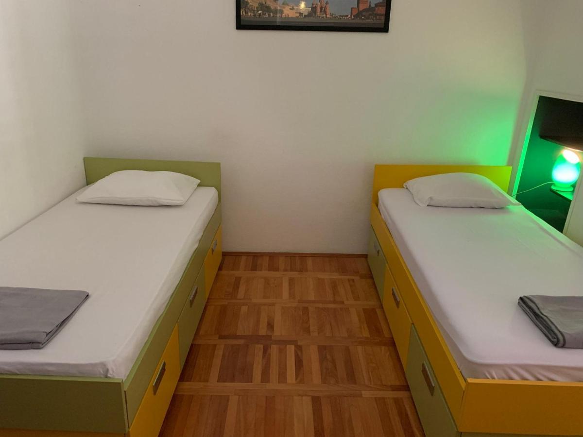 Sunstone Apartments Kotor Bagian luar foto